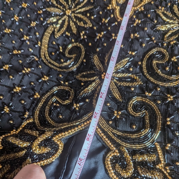 Absolutely stunning vintage hand beaded dress on silk - Size L - Picture 9 of 13